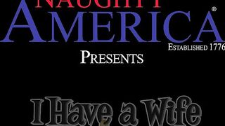 Syren De Mer gives her customer the best service in her hotel at the naughty room.