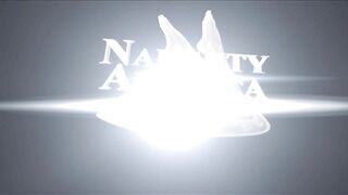 Nikki Benz fucking in the couch with her innie pussy