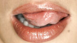 Brunette Boss Lindsay Fucks Exhausted Diego in Office Motivation