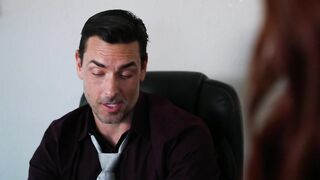 Linzee Ryder Entices Employee for Midday Office Fuck