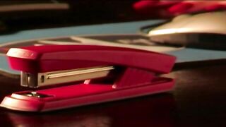 Bad girl Rachel Roxxx fucking in the desk with her piercings