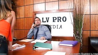 American Jada Stevens fucking in the couch with her big ass