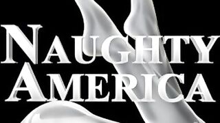 Cheerleader Madison Scott's Lockeroom Lesson Ends in Blowjob