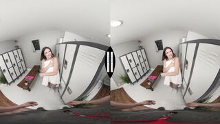 Aubree Valentine agrees to pay off her gym fees with her mouth and pussy