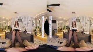 Busy boss Sophia Burns takes a break for some office pleasure