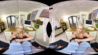 Boss woman Mia Malkova pulls out all her tricks to ensure her best employee stays with her company