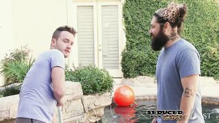 Cougar Kendra Lust fucking in the couch with her bubble butt