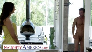 Sofia (Eliza Ibarra) Fucks Her Friend's Dad Post-Workout