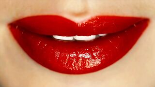 Kristen Connor Lures Neighbor for Bathroom Fuck