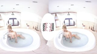 Bathtime With MILF Natalie