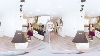 That Day Mom Sent Me Her Nude Snap