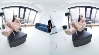 Can You Keep Eye Contact?