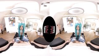 Cosplay All The Way: Sis Gets A Creampie