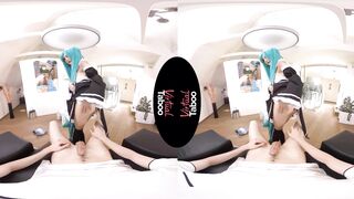 Cosplay All The Way: Sis Gets A Creampie