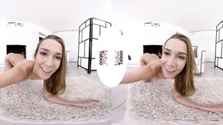 Alexis And Her Skilled Fingers