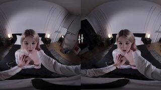 Eliza Eves' Morning Delight: Boss's Assistant Fills Her Cravings