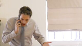 Hold The Phone - S27:E17