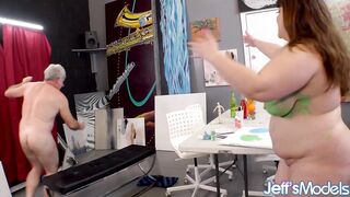 Chunky Art Student Chelsea Dagger Gets Kinky