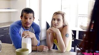 Step-Siblings Fight Then Fuck During Family Breakfast S4:E5