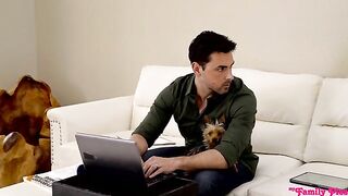 Ryan Driller Fucks Stepdaughter While Studying For Exams Distracting Daddy - S8:E3