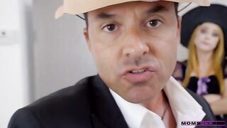 Halloween Brother-Sister Cock Tease - S11:E7